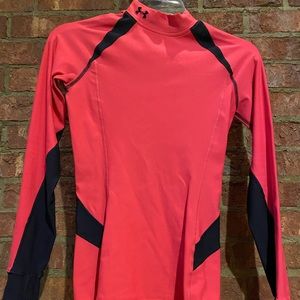 Under Armour woman’s UA Technology Cold weather Running shirt